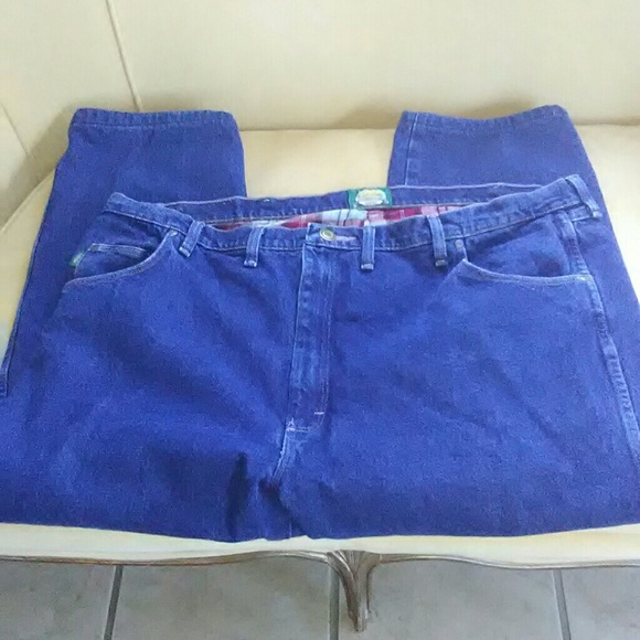 1029 CABELA'S Jeans - Picture 2 of 3